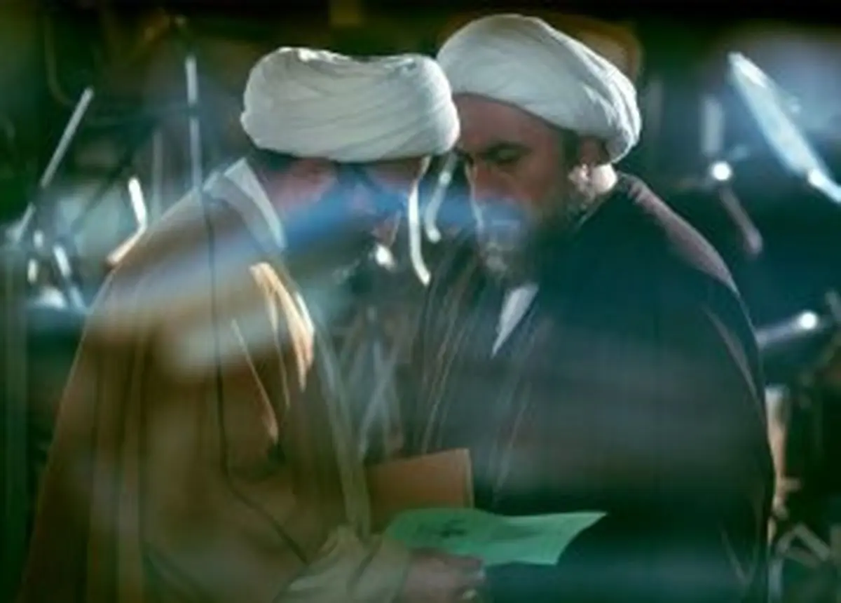 تهیه کننده «مصلحت»: ۴ الی ۵ نهاد بیرونی تصمیمات وزارت ارشاد را وتو می کنند
