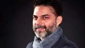 استایل خاص پیمان معادی در پشت صحنه یک سریال جدید
