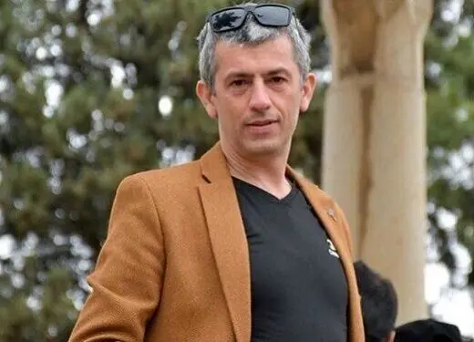 تئاتر رو به تعطیلی است/ هیچ منطقی برای تولید اثر وجود ندارد
