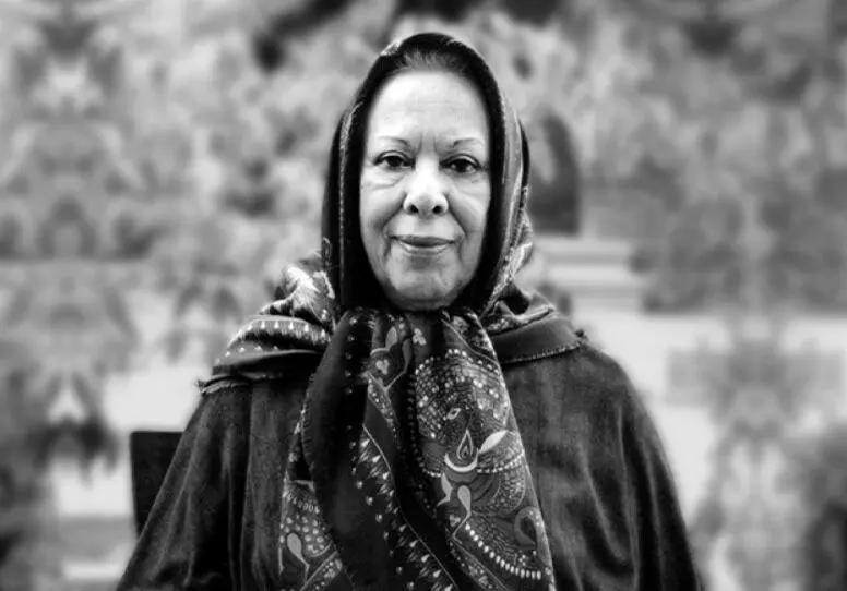 قبل از سیمین، زن‌ها فقط از عشق‌های ناکام می‌نوشتند