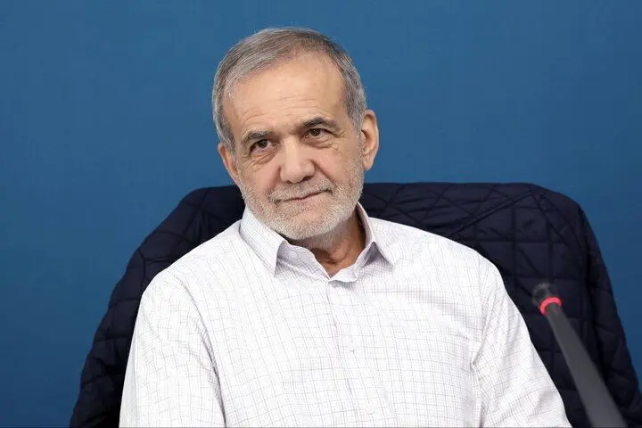 طبع شعر «پزشکیان» در دیدار با علی‌اف/ویدیو