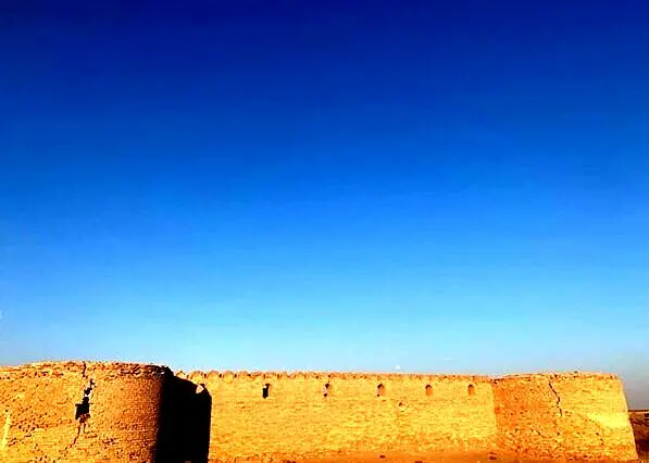 "مادر کاروانسراهای ایران" زخمی شده است