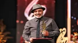 رضا عطاران در جشن حافظ: من آمده‌ام جایزه را تقدیم کنم و برم!/ویدیو