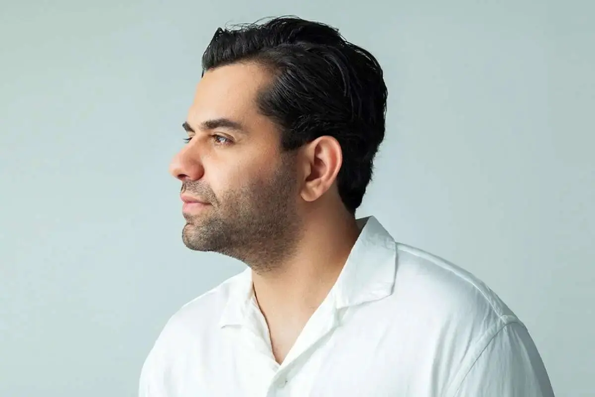 آهنگ «هیچ» از رضا بهرام