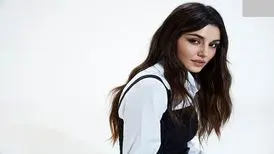 قاب عاشقانه بازیگر زن ترک و نامزدش پربازدید شد/ عکس
