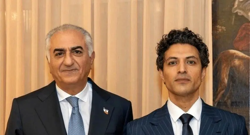 تُف سربالای سلطنت‌طلبان به صورت خطیبی؛ وقتی حتی براندازان هم او را "ریاکار" می‌خوانند!