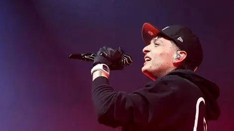 بهترین میکروفون برای خوانندگی و اجرای زنده کدام است؟