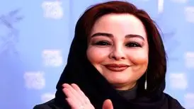 «ماهایا پطروسیان و فریبرز عرب نیا» در یک مراسم؛ اوایل دهه 80
