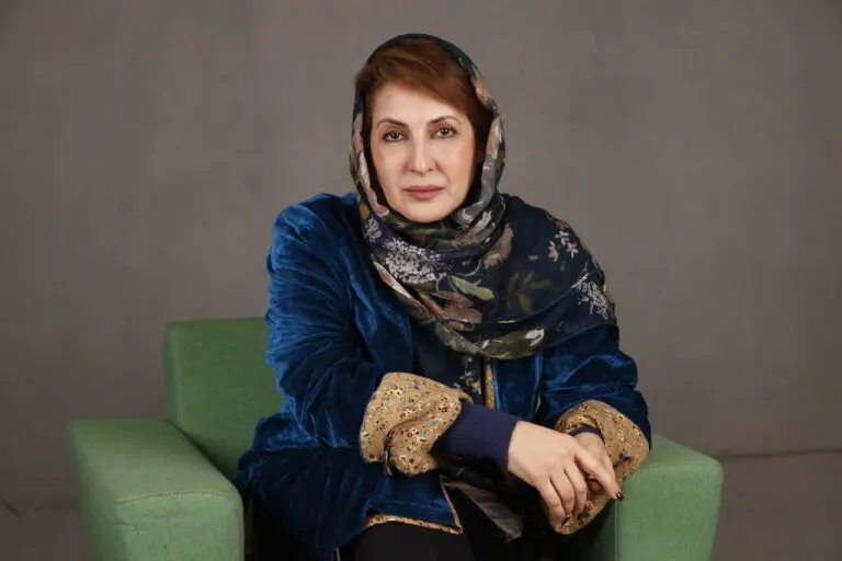 فاطمه گودرزی: عاشق زندگی در روستا هستم/ ویدئو