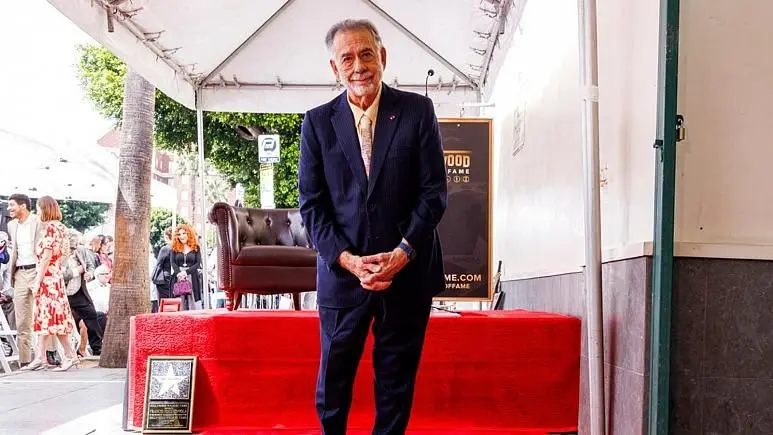 از ستاره کوپولا، کارگردان «پدرخوانده» در پیاده‌روی مشاهیر هالیوود رونمایی شد