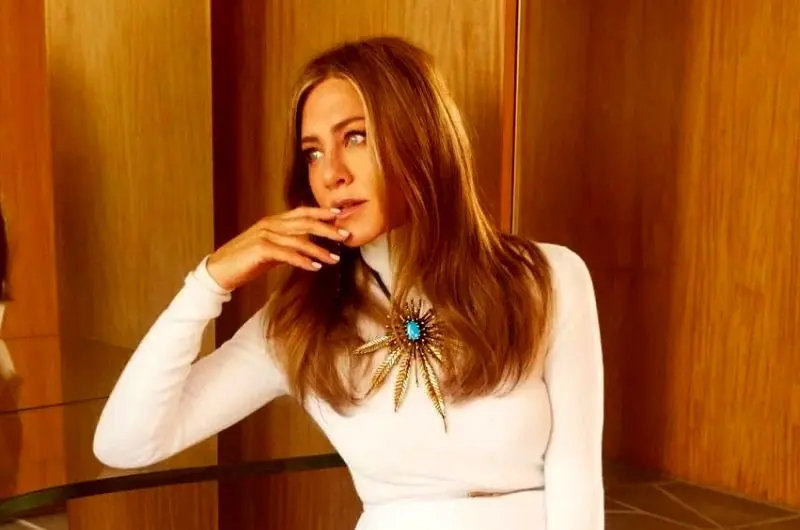 علت انصراف جنیفر انیستون از حضور در امی/ مثل نوزادها قدم بر می دارم