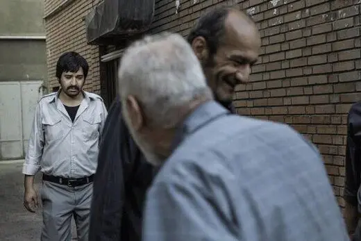 همزمانی جنایت بی دقت شهرام مکری با قهرمان اصغر فرهادی