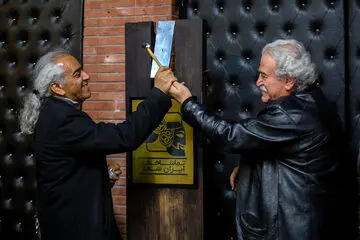 پلاتوی تماشاخانه‌ی ایران‌شهر افتتاح شد/ نوید ساخت سالنی جدید  
