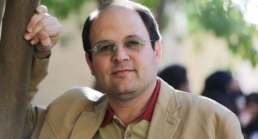 مسئولان رده بالا کنار مردم باشند/ باید صدای کودکان باشیم