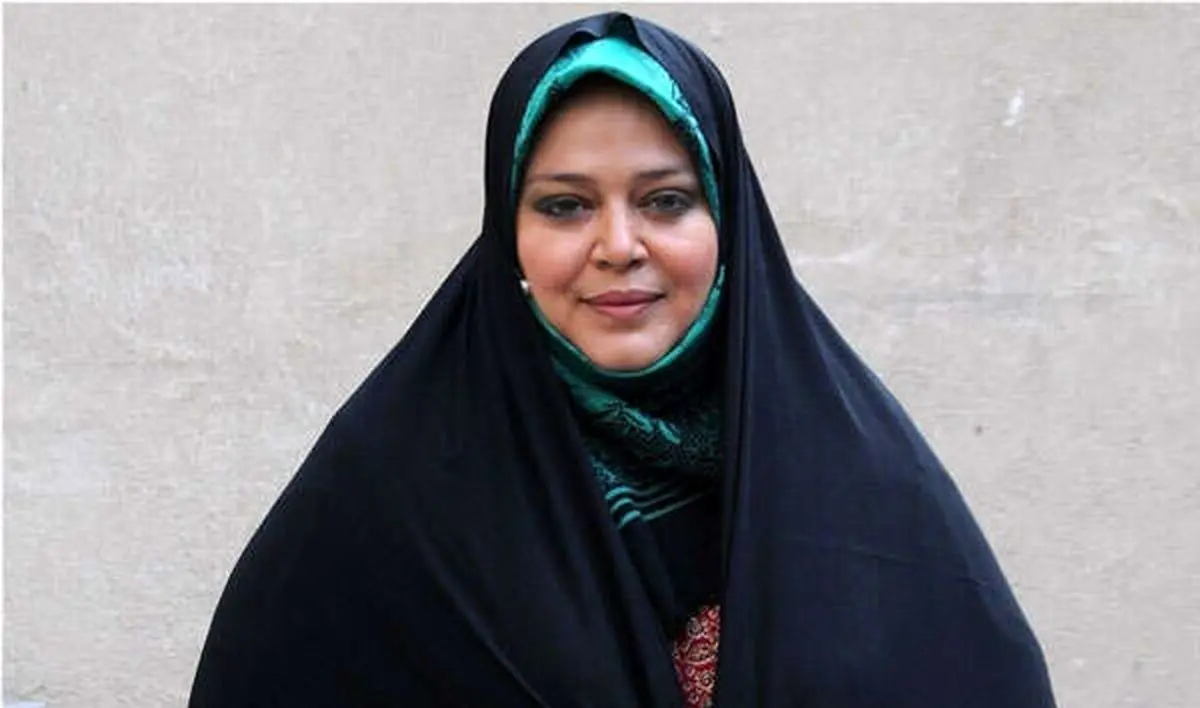 ببینید | بهاره رهنما متحول می شود | بهاره رهنما در کنار حرم امام علی (ع)