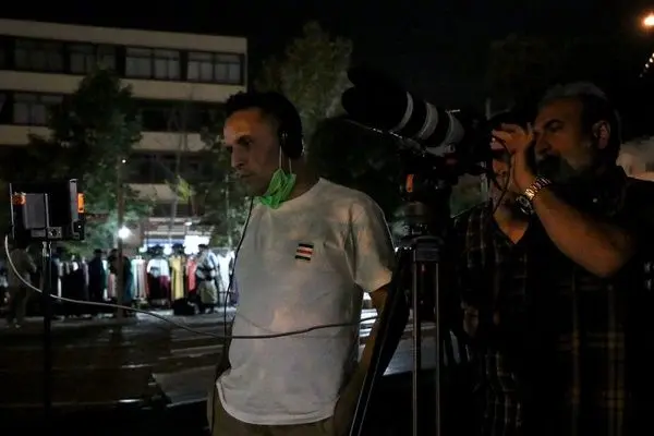 نگاهی تاریخی به ترانه «غوغای ستارگان» در یک مستند