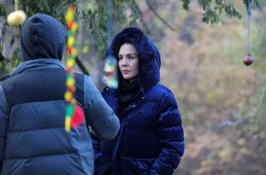 اولین تجربه کارگردانی آزیتا ترکاشوند