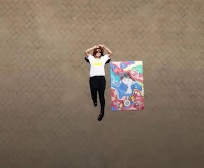 نقاش بینا، خالق آثاری برای نابینایان + فیلم