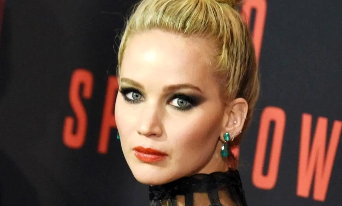 جنیفر لارنس از پدر کارگر تا شوهرهای پولدار
