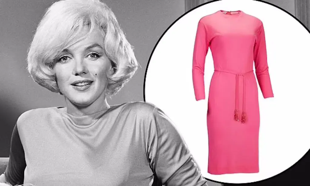 لباس برند «پوکی» مریلین مونرو در یک حراجی به قیمت ۳۲۵ هزار دلار فروخته شد
