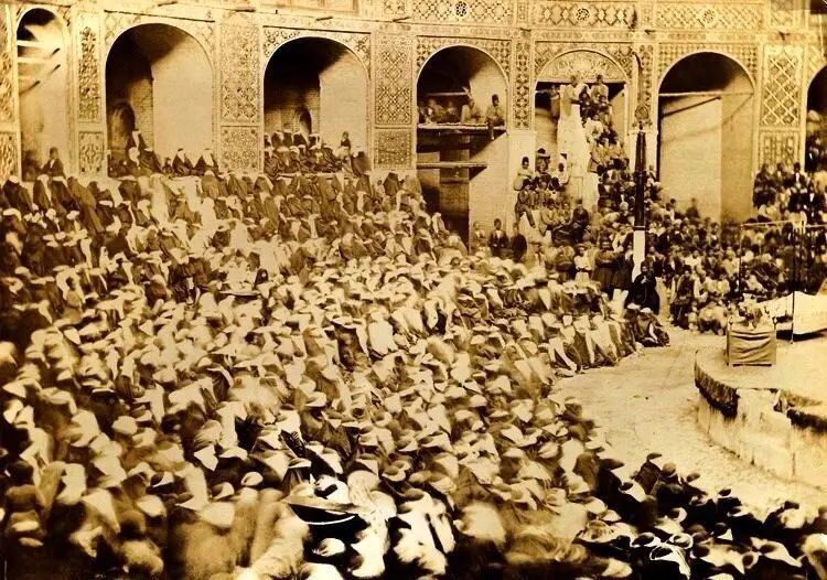 روایت ناصرالدین‌شاه قاجار از مراسم روز عاشورا
