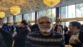 بهروز افخمی در حال نوشتن رمان قتل داریوش مهرجویی
