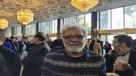 بهروز افخمی در حال نوشتن رمان قتل داریوش مهرجویی
