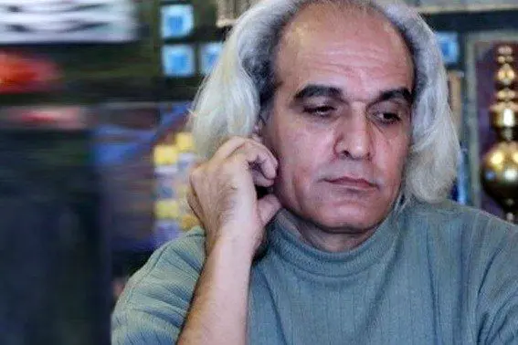 گلایه یک شاعر از انتشار کتاب‌ها و فیلم‌های ساده