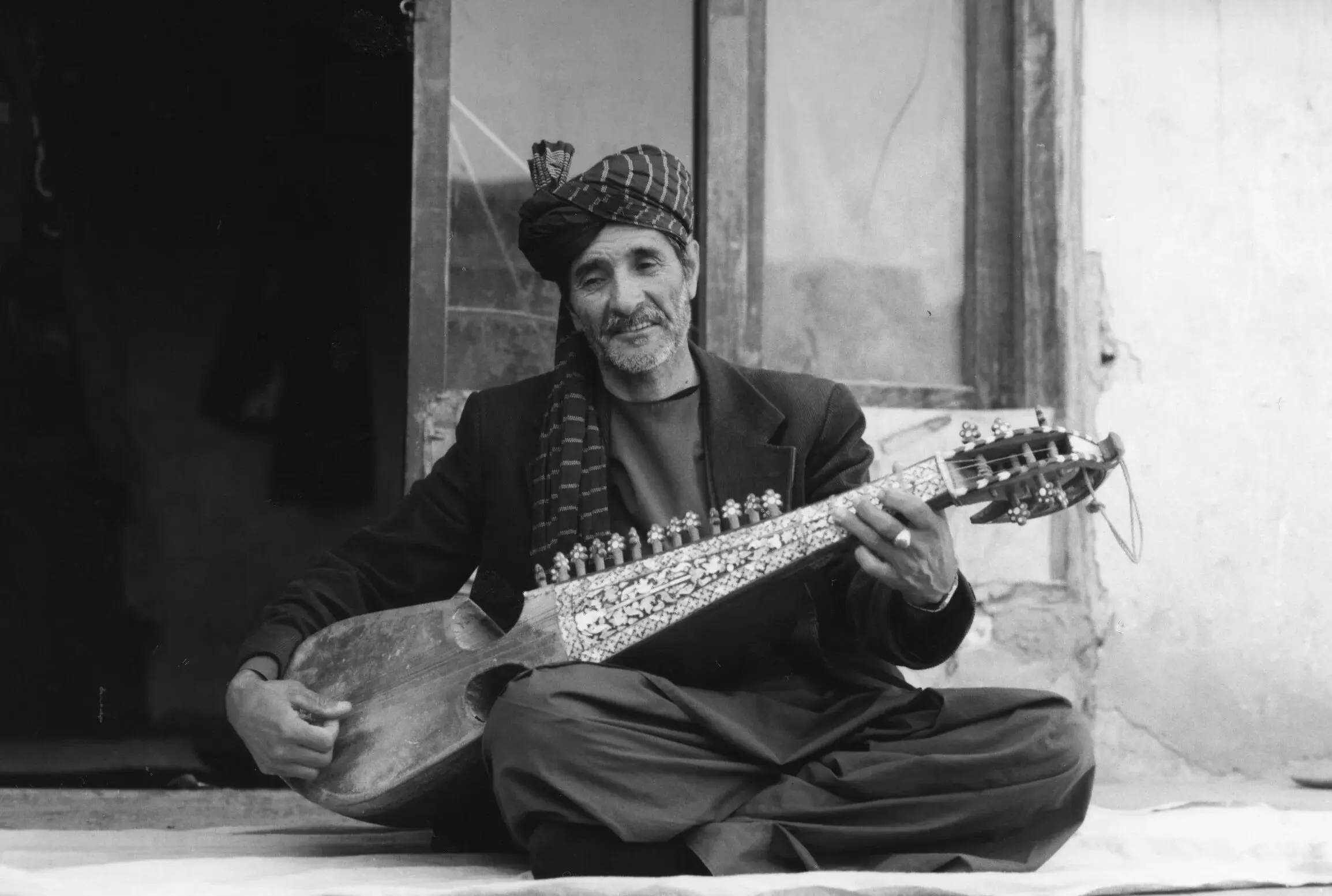 رونمایی از لوح ثبت جهانی «رباب» در سیستان و بلوچستان