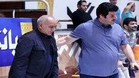 پرویز پرستویی هم همراه با خادم بوده
