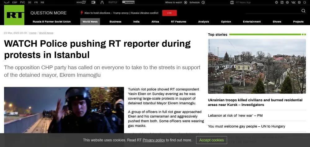 حمله خشن پلیس ترکیه به خبرنگار شبکه روسی راشاتودی
