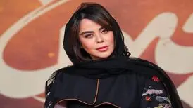 تصاویری جدید از الهام اخوان با استایل قرمز