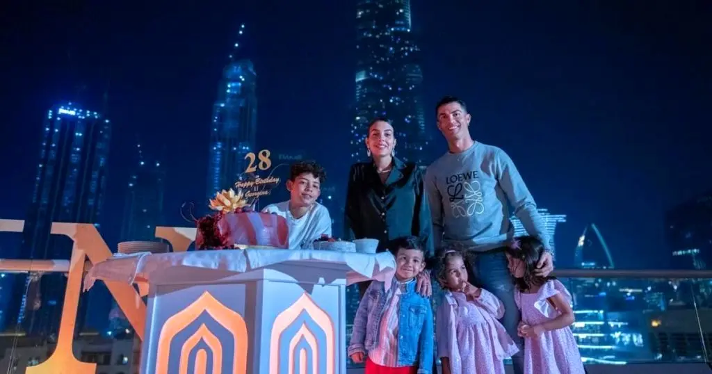 کادوی خیره‌کننده کریستیانو رونالدو به جورجینا رودریگز به مناسبت تولدش
