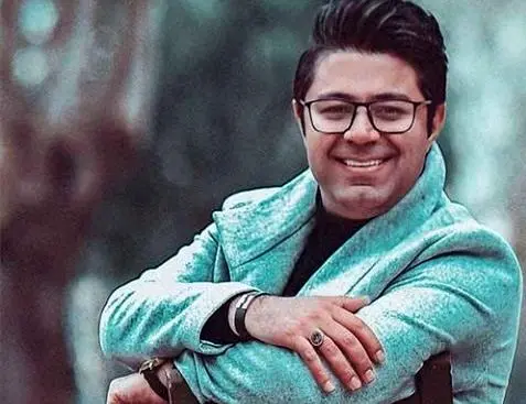 آهنگ دورت بگردم با صدای حجت اشرف‌زاده