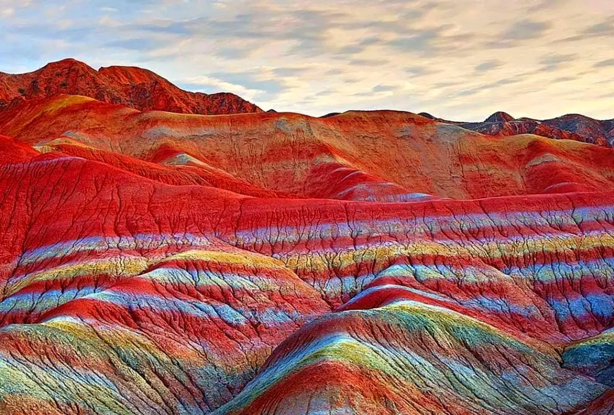  انتقاد تند المیرا شریفی‌مقدم: مردم از جان خاک هرمز چه می‌خواهند؟
