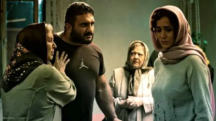 چرا ملاقات خصوصی پریناز ایزدیار و هوتن شکیبا پرفروش شد؟ / جدول پر مخاطب‌ترین فیلم‌های بعد از انقلاب
