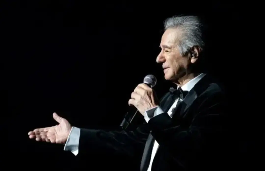 عارف، سلطان قلب‌ها درگذشت