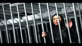 چطور «آدم آدم است» دوملیتی شد؟؛ 