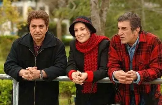 بعد از ۱۵ سال توقیف، تکلیف اکران فیلم صد سال به این سال‌ها مشخص شد