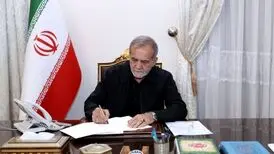 پزشکیان در پیام تبریک روز خبرنگار: مسیر پرفراز و نشیب خبرنگاری کمتر از جهاد در راه حقیقت نیست