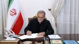 پزشکیان در پیام تبریک روز خبرنگار: مسیر پرفراز و نشیب خبرنگاری کمتر از جهاد در راه حقیقت نیست