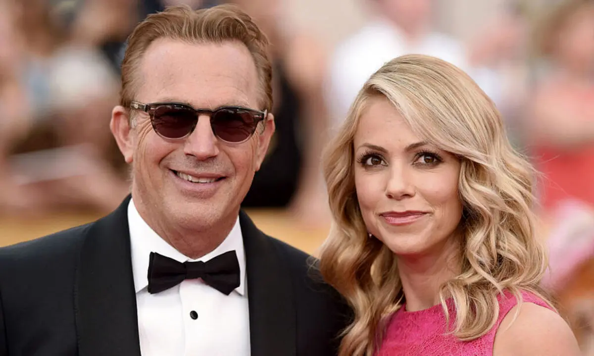 همسر کوین کاستنر کیست و چرا بعد از ۱۸ سال از او جدا می شود؟
