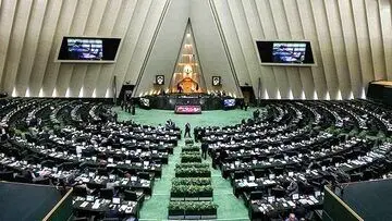 هنرمندانی که سیاسی شدند
