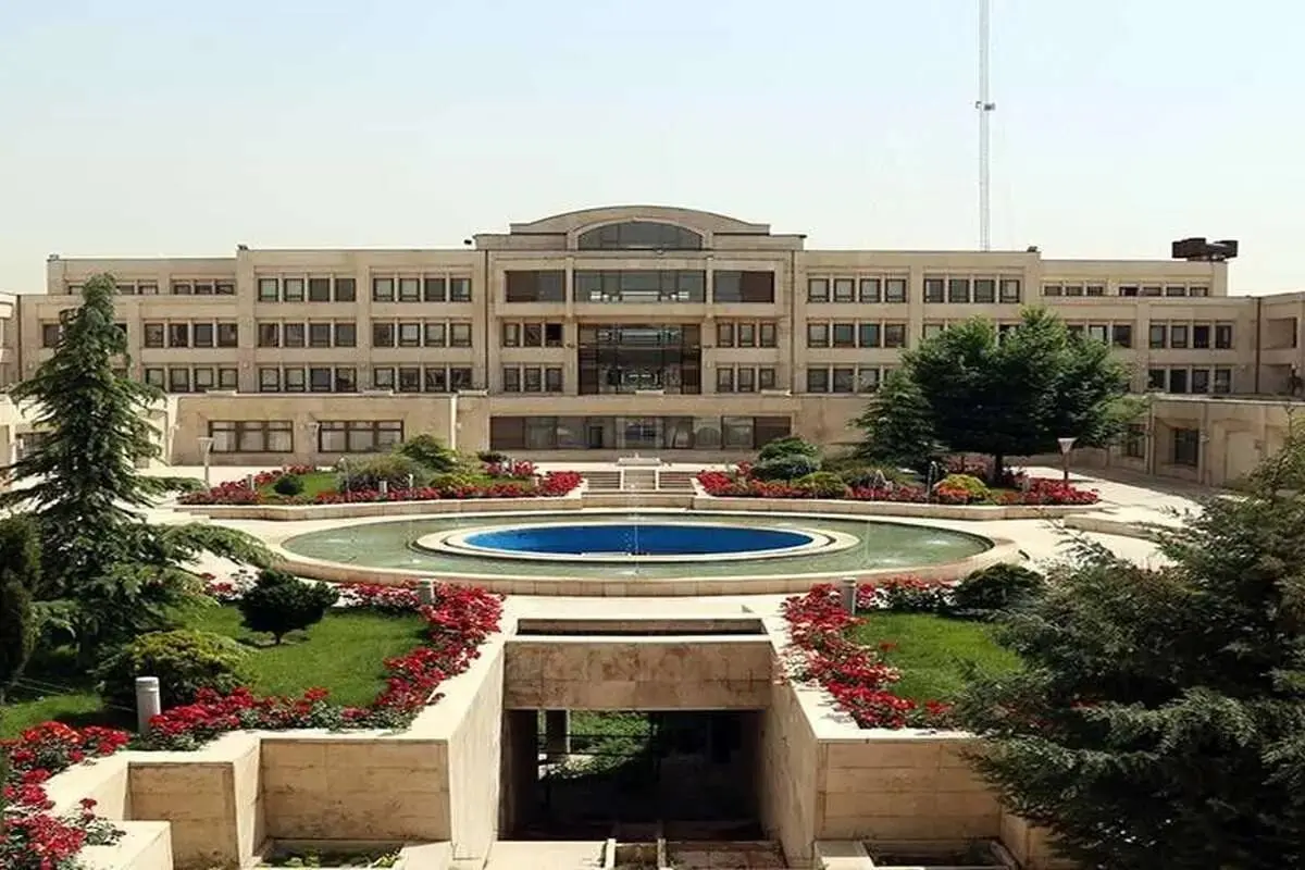 ۹۰ سال با فرهنگستان زبان و ادب فارسی، میراث جاودان فروغی
