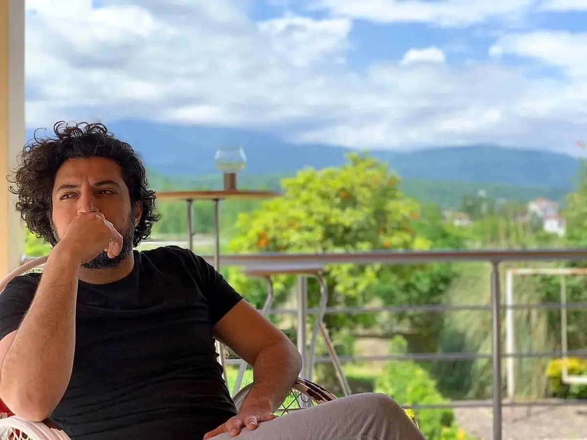 اظهار ندامت و پشیمانی اشکان خطیبی در مصاحبه با رادیوفردا