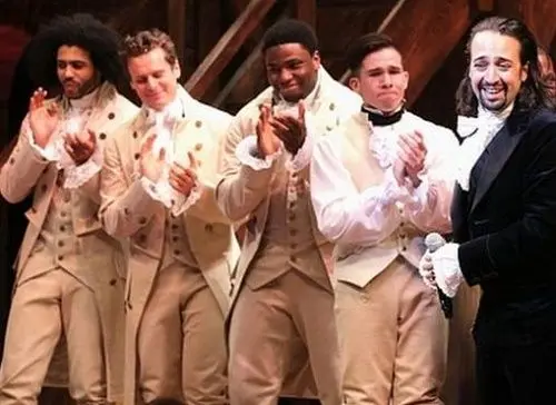 باز شدن درهای برادوی به روی تماشاگران پس از نزدیک به ۲ سال