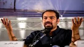 اعتراض علی ملاقلی‌پور به بیلبوردهایی از عکس پدرش در شهر