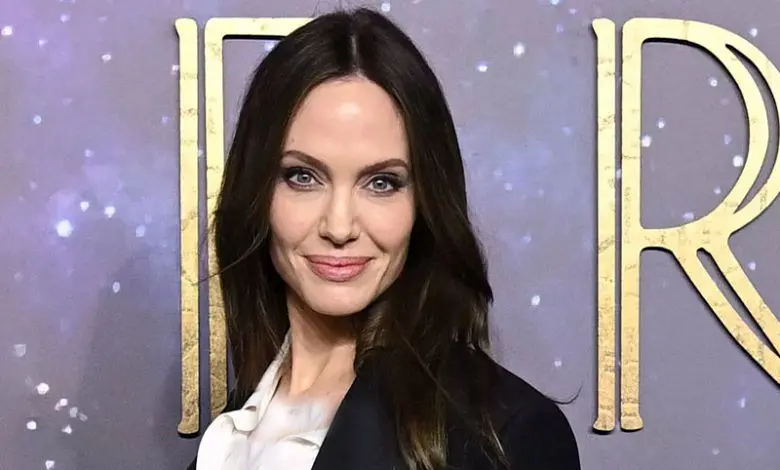 آنجلینا جولی و دختر زیبایش که کمتر او را دیده‌اید
