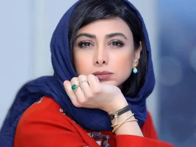 آزاده صمدی در سینما تغییر نقش داد