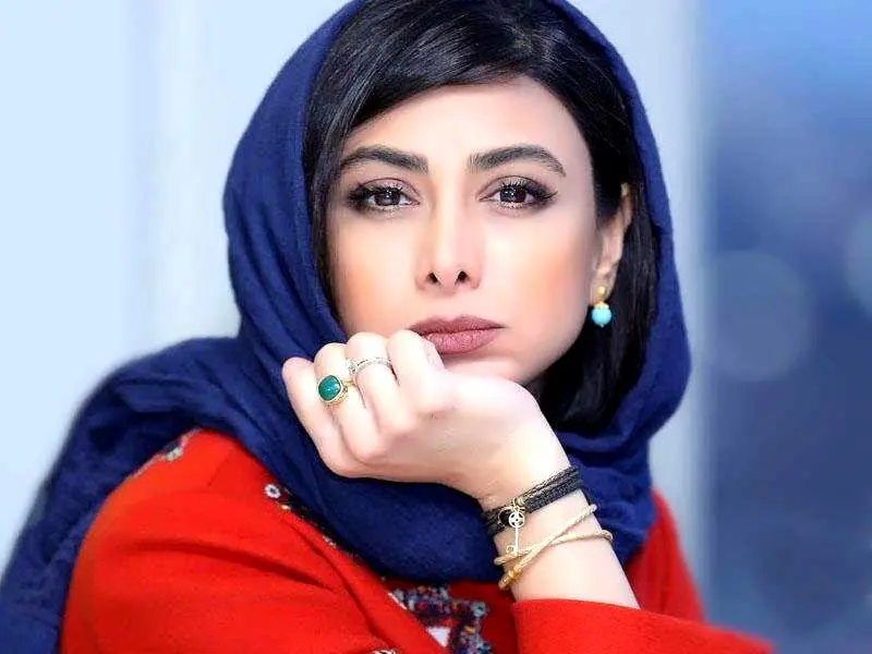 آزاده صمدی در سینما تغییر نقش داد